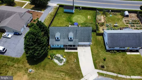 609 Elm St, Seaford, DE 19973