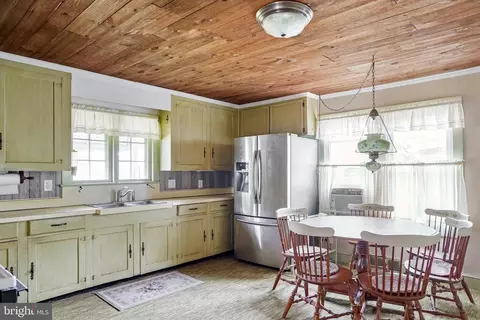 56 Central Ave, Ocean View, DE 19970 photo 5