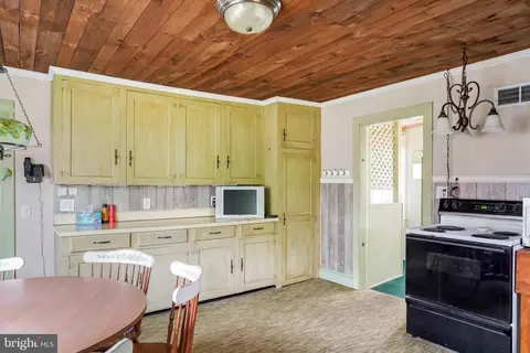 56 Central Ave, Ocean View, DE 19970 photo 6