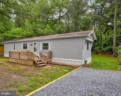 32960 Circle Dr, Millsboro, DE 19966