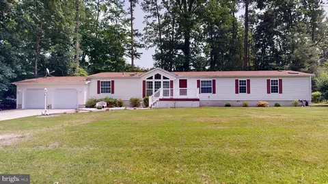 32812 E Berkley Ct, Millsboro, DE 19966