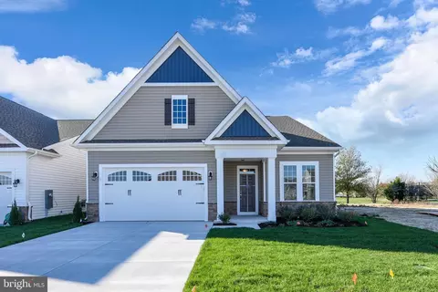 3 Links Dr, Bridgeville, DE 19933