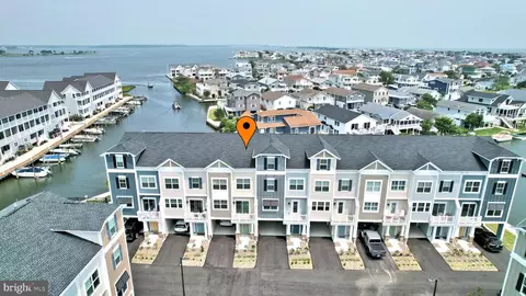 39124 New Providence Ln, Fenwick Island, DE 19944