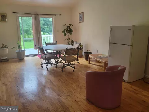 138 Burton St, Georgetown, DE 19947 photo 4