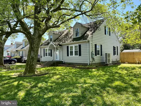 8402 Nylon Ave, Seaford, DE 19973