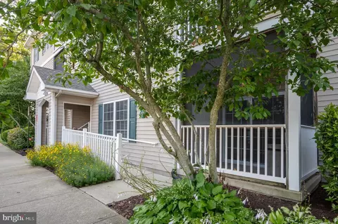 200 Pebble Dr #204, Rehoboth Beach, DE 19971
