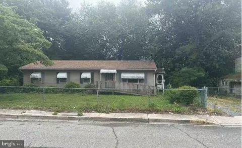101 Gibson Ave, Laurel, DE 19956