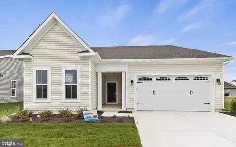 300 Heritage Shores Cir, Bridgeville, DE 19933