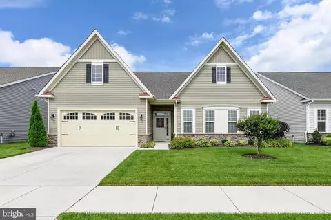 49 Champions Dr, Bridgeville, DE 19933