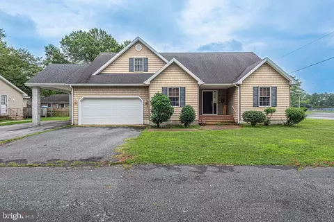 221 Old Laurel Rd, Georgetown, DE 19947