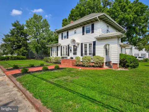 715 West St, Laurel, DE 19956