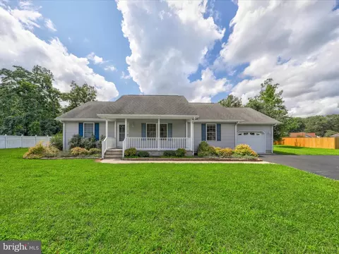 25742 Spicer St, Seaford, DE 19973
