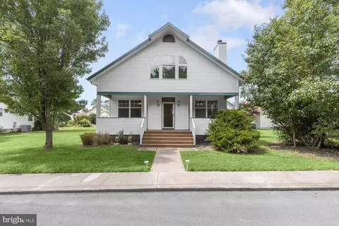 31 Thornberry Dr, Ocean View, DE 19970