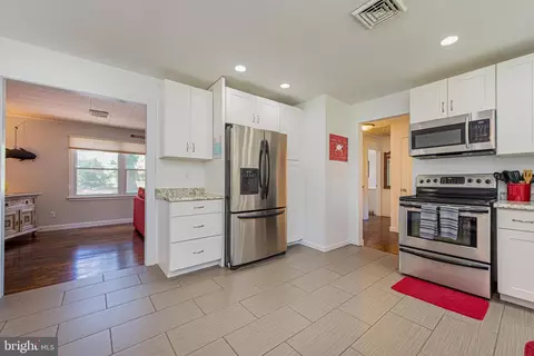 7 Edward Ln, Ocean View, DE 19970 photo 10
