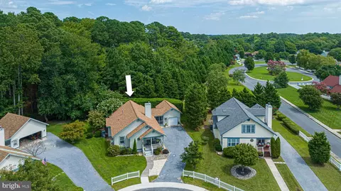3 Mary Joe Ct, Ocean View, DE 19970