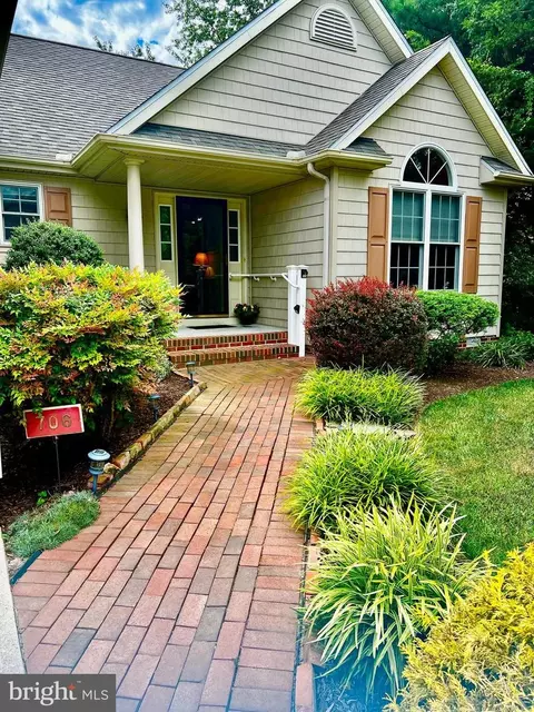 706 W 4th St, Lewes, DE 19958