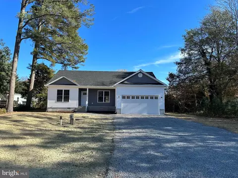 32298 Hidden Acre Dr, Frankford, DE 19945