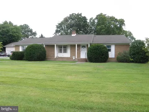 406 Robinson St, Georgetown, DE 19947