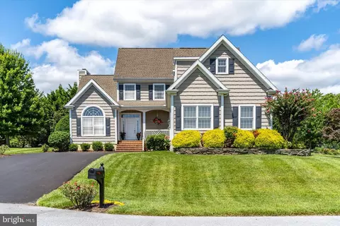10 Wellington Pl, Rehoboth Beach, DE 19971
