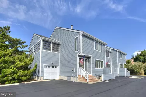 2001 Bayard Ave #15, Dewey Beach, DE 19971
