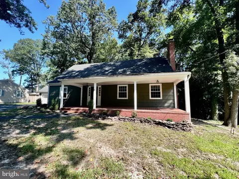 131 Oak Lane Dr, Laurel, DE 19956