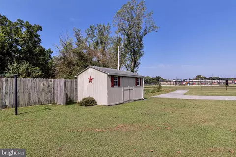 177 Delaware Ave, Laurel, DE 19956 photo 37