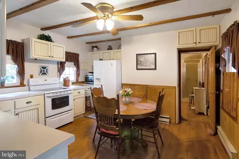 177 Delaware Ave, Laurel, DE 19956 photo 5
