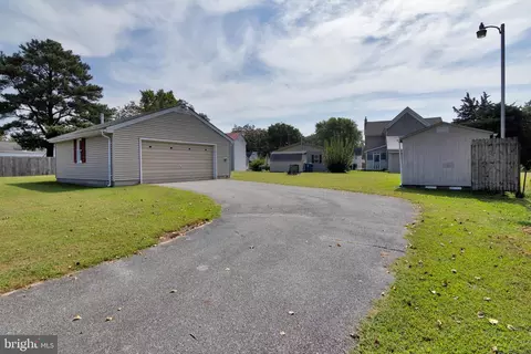 177 Delaware Ave, Laurel, DE 19956 photo 29