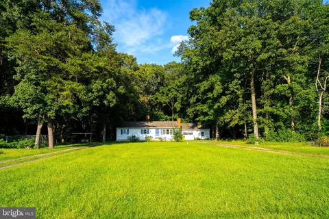 8883 Clendaniel Pond Rd, Lincoln, DE 19960
