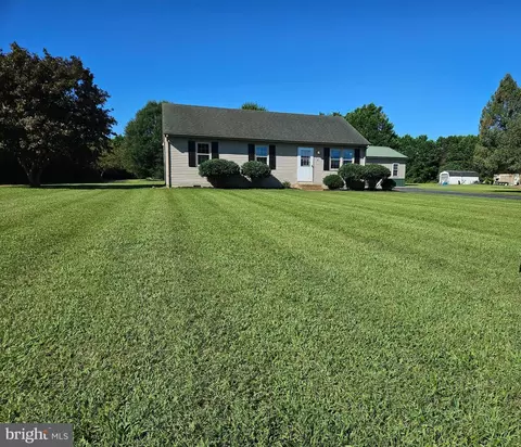 14186 Johnson Rd, Laurel, DE 19956 photo 2