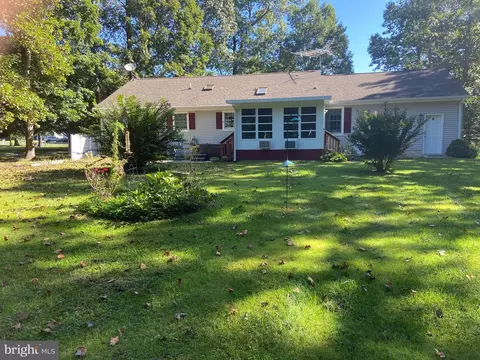 22123 Hackney Cir, Lincoln, DE 19960 photo 2