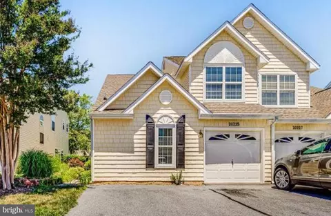 20225 Catherine Ct #9, Rehoboth Beach, DE 19971