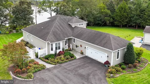 123 Riverview Dr, Dagsboro, DE 19939