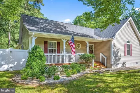 302 Steamboat Ln, Dagsboro, DE 19939