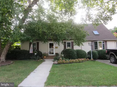 732 B Hurley Park Dr, Seaford, DE 19973