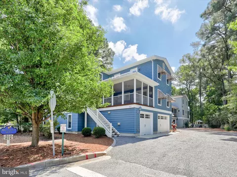 812 Garfield Pkwy #1, Bethany Beach, DE 19930