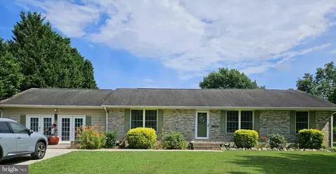 34344 Edgewood Dr, Lewes, DE 19958