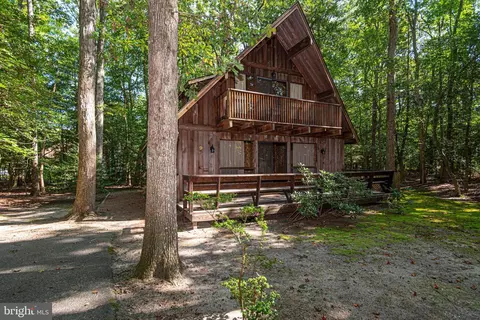9 Kent Ave, Ocean View, DE 19970