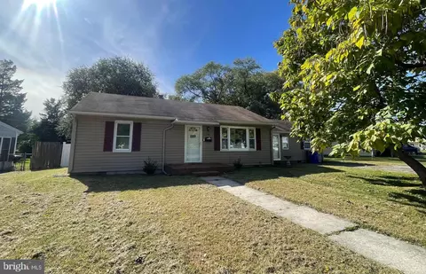 728 E Ivy Dr, Seaford, DE 19973