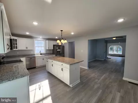 Kitchen - 170 Delaware Ave, Laurel, DE 19956 photo 4 of 5
