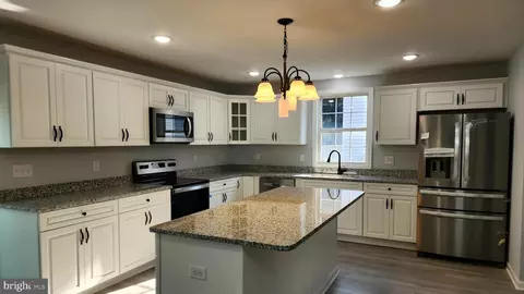 Kitchen - 170 Delaware Ave, Laurel, DE 19956 photo 5 of 5