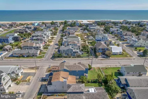 200 3rd St, Bethany Beach, DE 19930 photo 4