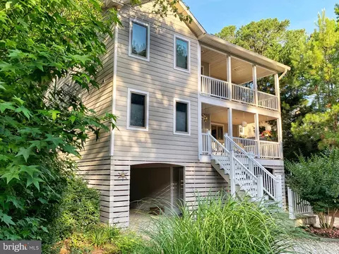 408 Periwinkle Rd, South Bethany, DE 19930