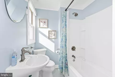 Bath - 23 Mckinley Ave, Dewey Beach, DE 19971 photo 3 of 5