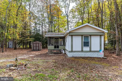 37548 Birch St, Ocean View, DE 19970