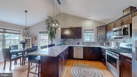 30794 Oak Crest Dr, Lewes, DE 19958