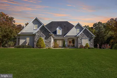 17 Hidden Hills Dr, Seaford, DE 19973