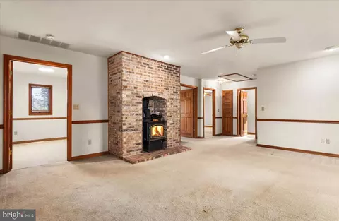 Living - 31763 Diane Rd, Ocean View, DE 19970 photo 1 of 3