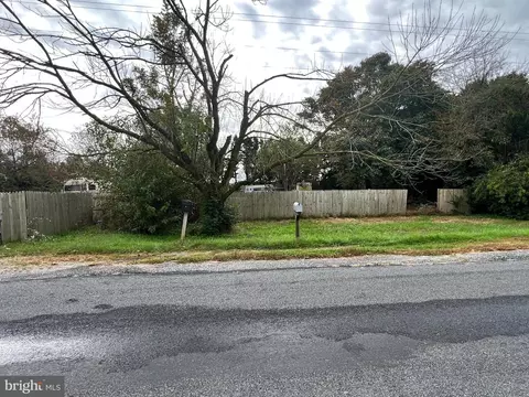 2766 Wild Turkey Rd, Seaford, DE 19973