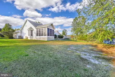 203 Collins St, Milton, DE 19968 photo 37